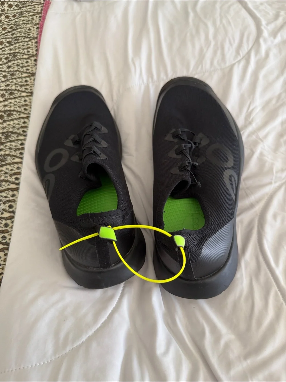 OOFOS Black Athletic Slip-On Shoes with Green Insole